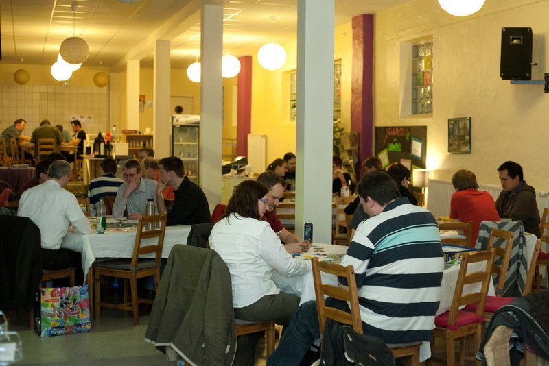 Pegasus Spiele-Clug-Tag im Mehr-generationenhaus in Frankfurt